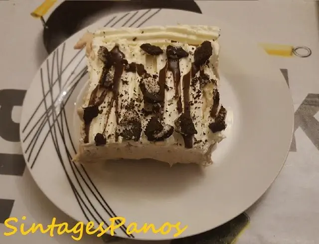 Печенье из холодильника с муссом мокко и бананами