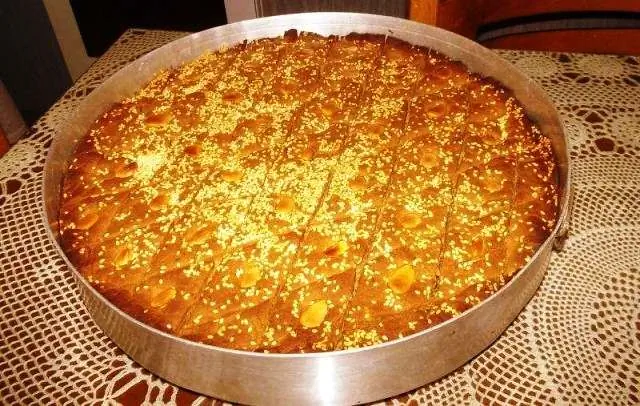 ЛЕФКАДИТСКИЙ МАСЛЯНЫЙ ПИРОГ (ВАССИЛО ПИТА)
