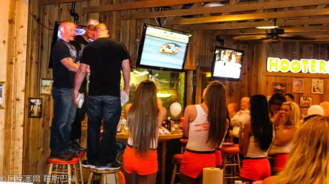 Как разогреть крылья Hooters?