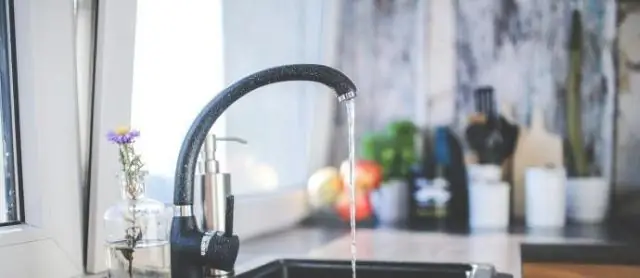 Что такое рассольный колодец в умягчителе воды?