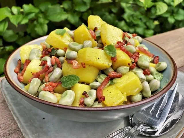 Картофельный салат с фасолью