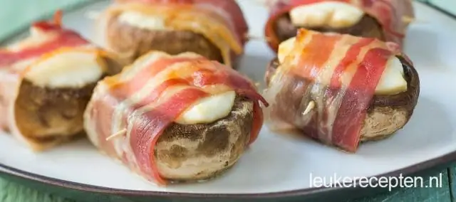 Жареные грибы с козьим сыром