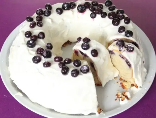 Черничный торт с масляной крошкой