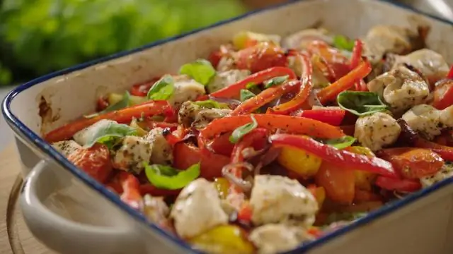 Куриная запеканка с перцем и коньяком