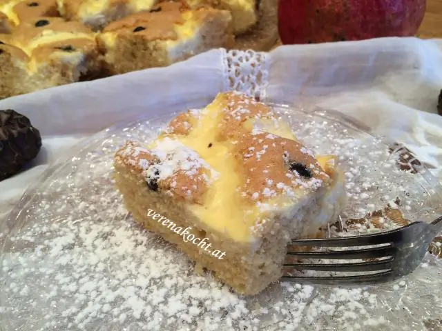 °Tofengitterkuchen° очень вкусный листовой пирог с творогом..xD очень пушистый и сочный