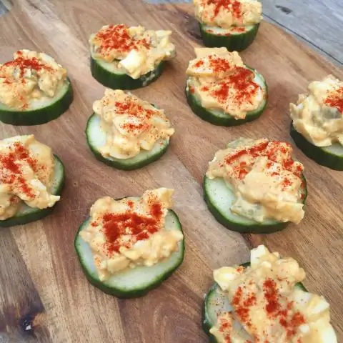 Яичный салат с тыквенным маслом