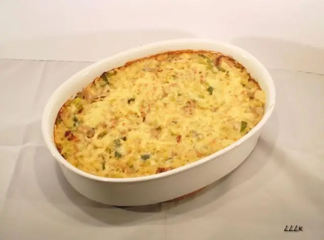 Макароны с луком-пореем