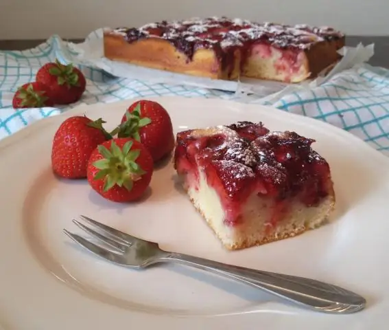 Творожный торт с клубникой