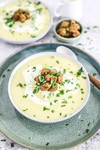 Картофельный суп с яблоком