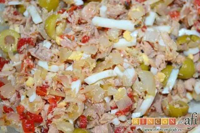 Мексиканский – Ensalada Nopalitos con rodajas rellinas de pimenton